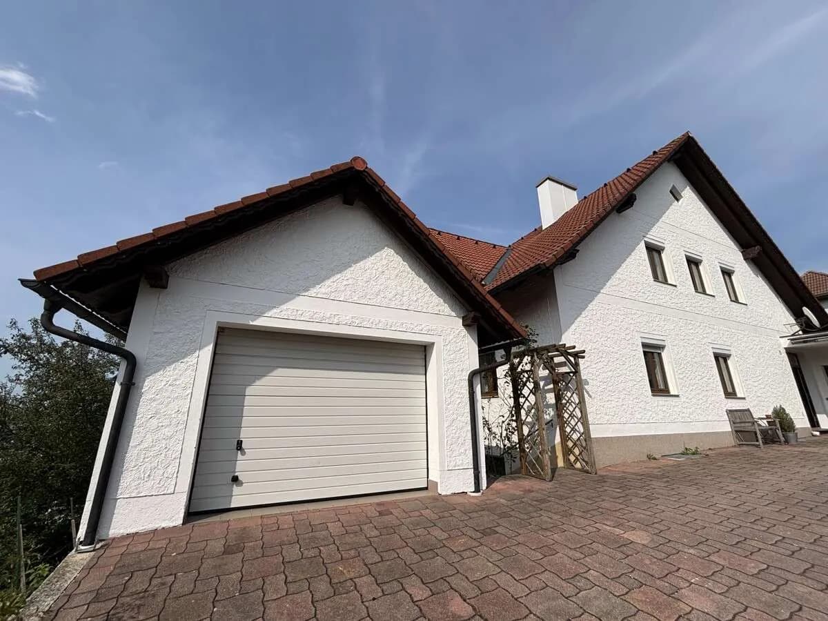 8-Zimmer-Haus kaufen in Amstetten – 252 m², € 538.000 – Bild 2 von 19