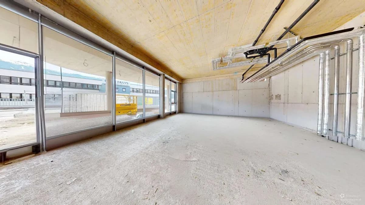 Gewerbeimmobilie mieten in Innsbruck-Land – 93 m², € 1.392