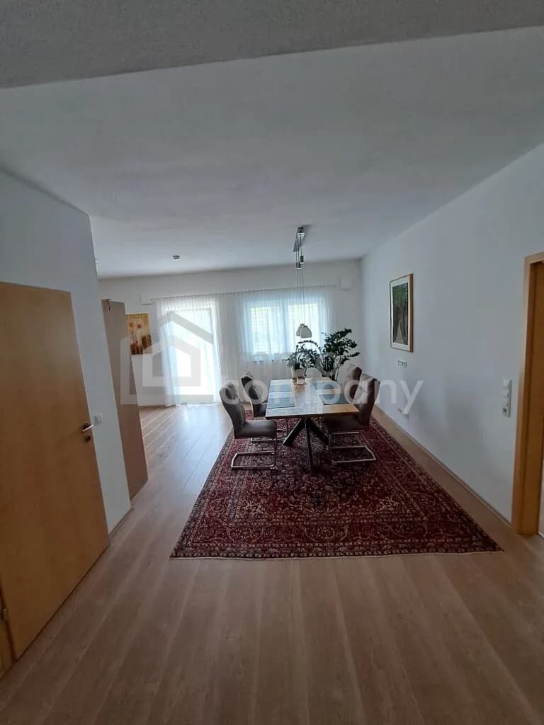 2-Zimmer-Wohnung mieten in Melk – 82,56 m², € 973
