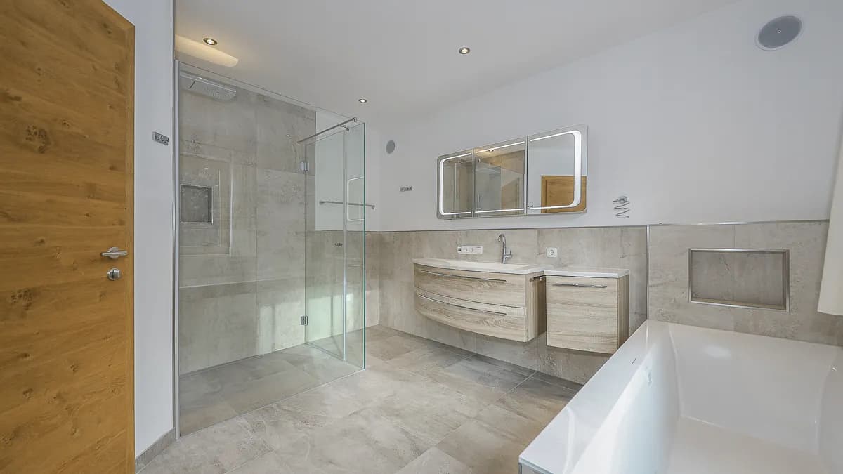 6-Zimmer-Gewerbeimmobilie kaufen in Kufstein – 320 m², € 3.250.000 – Bild 9 von 25