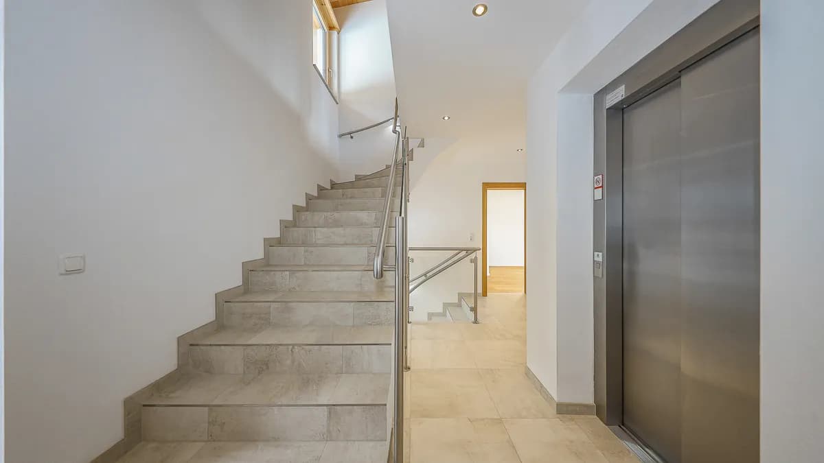 6-Zimmer-Gewerbeimmobilie kaufen in Kufstein – 320 m², € 3.250.000 – Bild 13 von 25