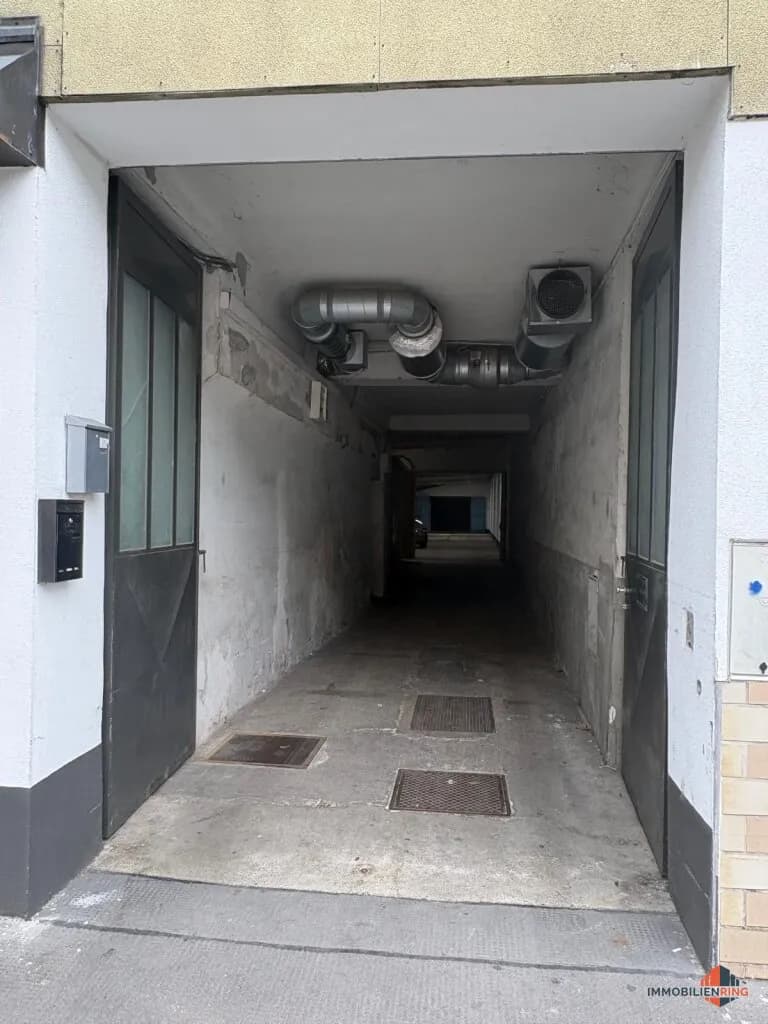 Gewerbeimmobilie mieten in Wien – 1 000 m², € 5.568 – Bild 2 von 18