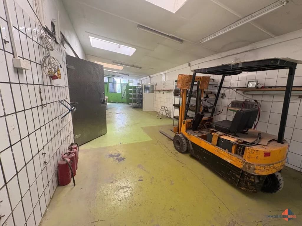 Gewerbeimmobilie mieten in Wien – 1 000 m², € 5.568 – Bild 10 von 18