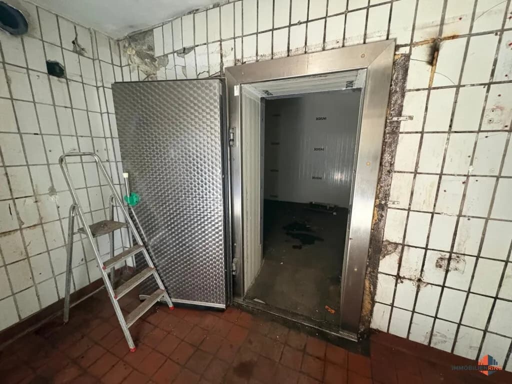 Gewerbeimmobilie mieten in Wien – 1 000 m², € 5.568 – Bild 16 von 18