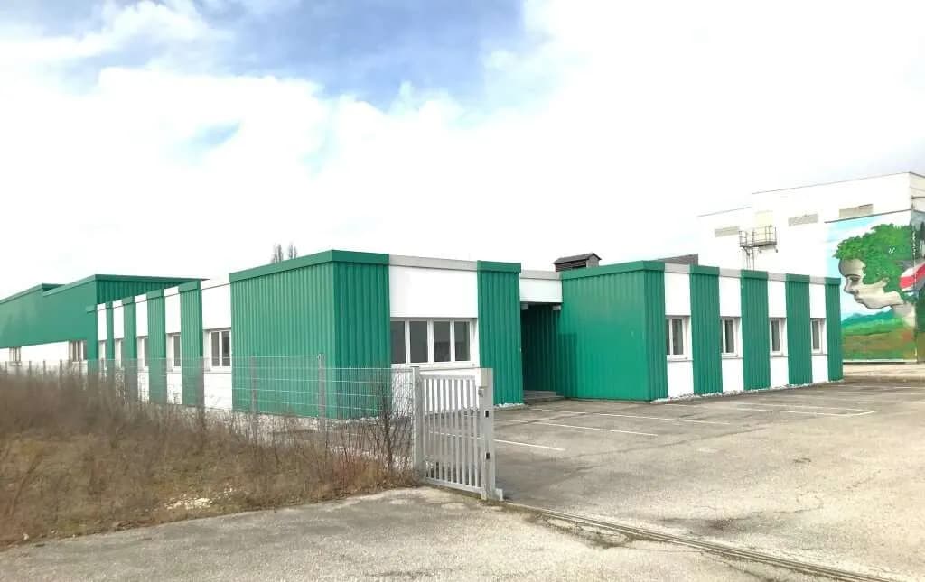 Gewerbeimmobilie mieten in Wels – 820 m², € 6.692 – Bild 2 von 5