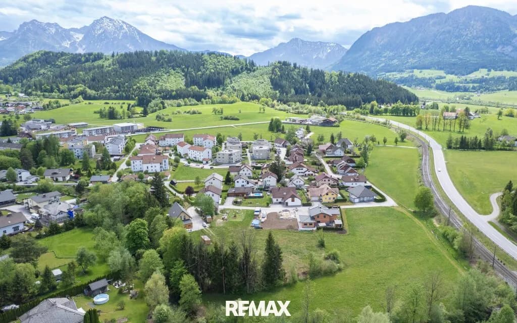 Grundstück kaufen in Kirchdorf an der Krems – 857 m², € 205.680
