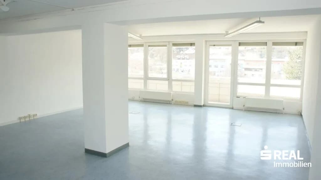 4-Zimmer-Gewerbeimmobilie mieten in Landeck – 109 m², € 1.018 – Bild 3 von 9