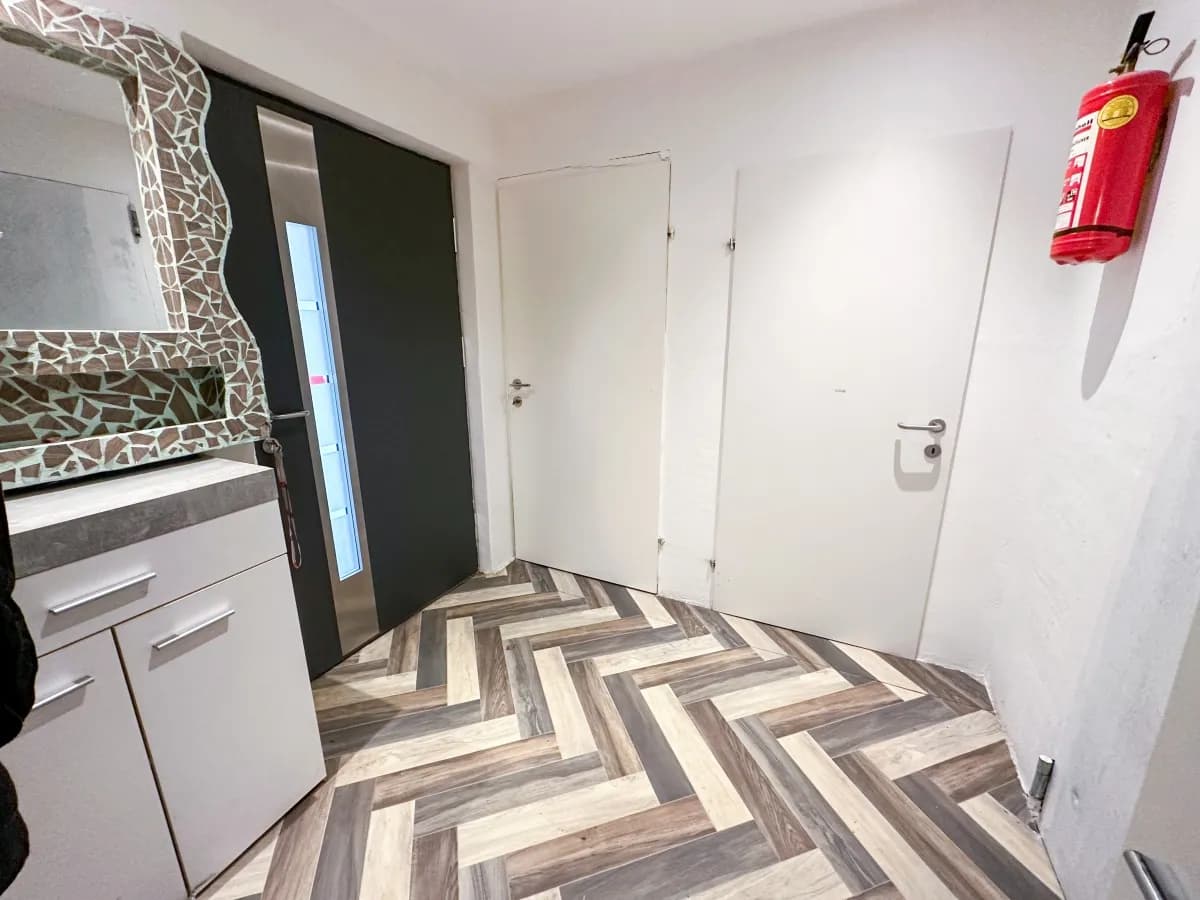 9-Zimmer-Haus kaufen in Südoststeiermark – 310 m², € 290.000 – Bild 3 von 25