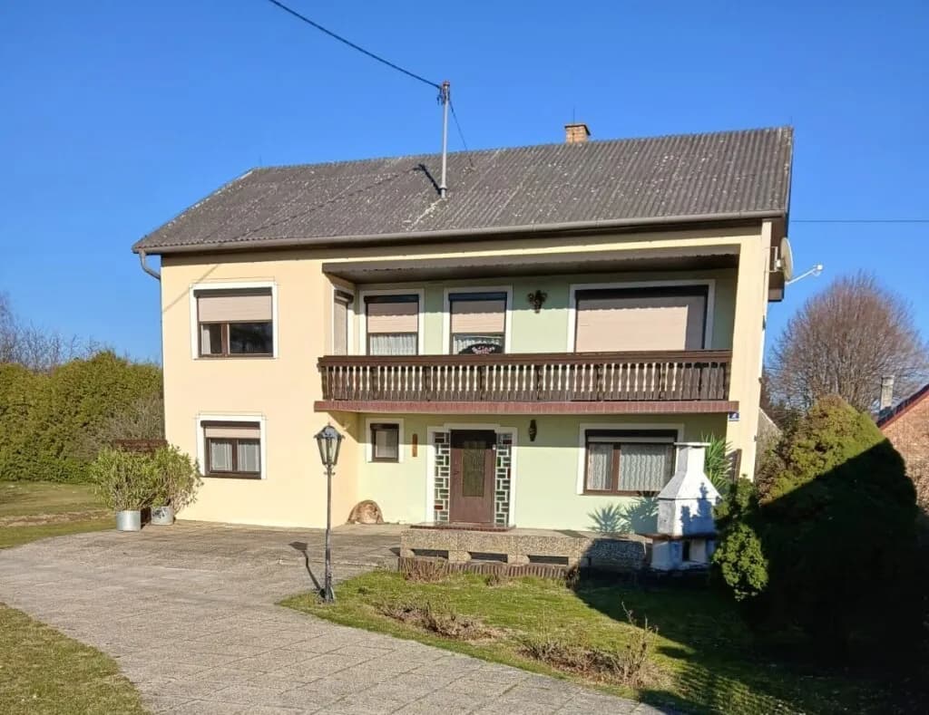 Haus kaufen in Gänserndorf – 160 m², € 350.000