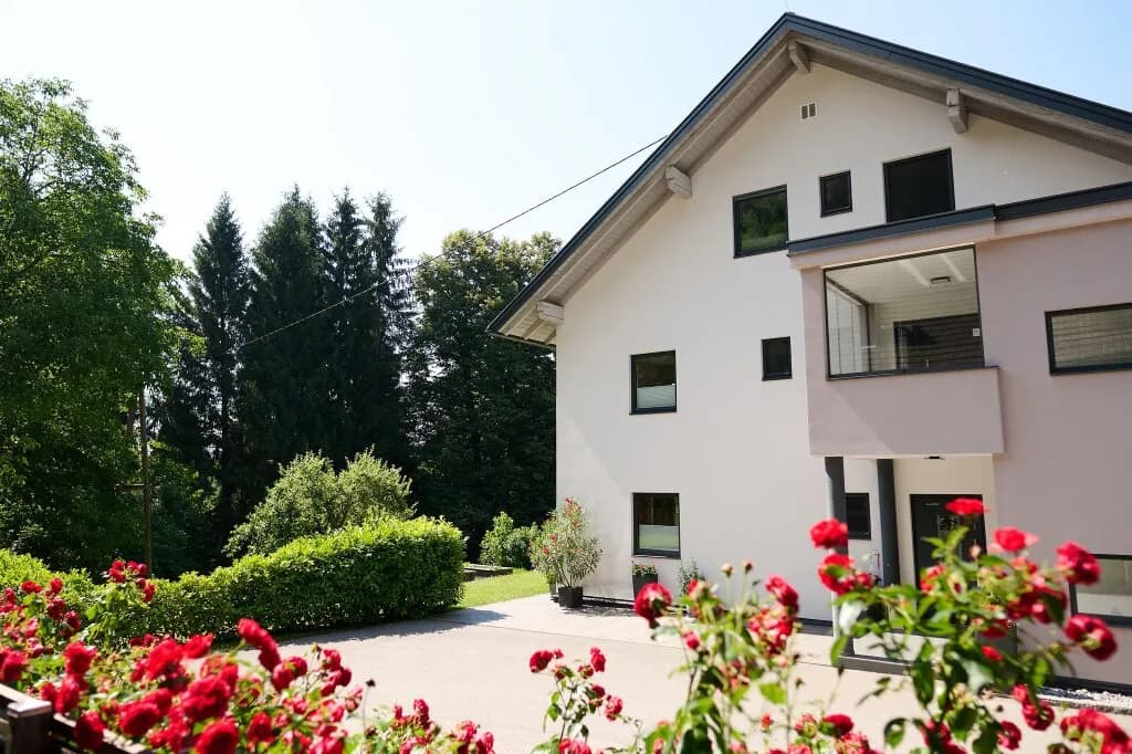 10-Zimmer-Immobilie kaufen in Spittal an der Drau – 357,5 m², € 1.890.000 – Bild 2 von 13