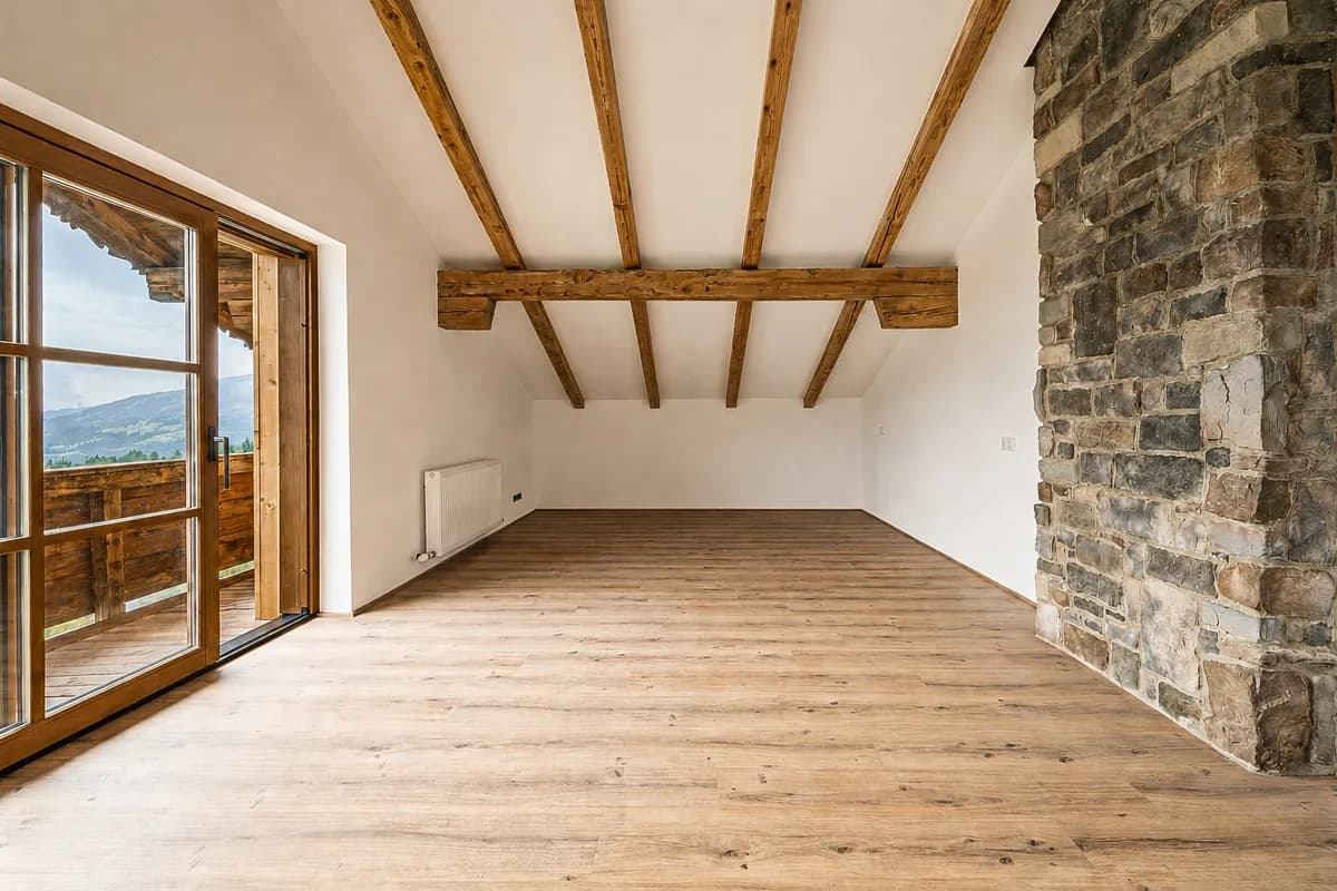 3-Zimmer-Wohnung mieten in Kitzbühel – 77 m², € 2.310 – Bild 2 von 9