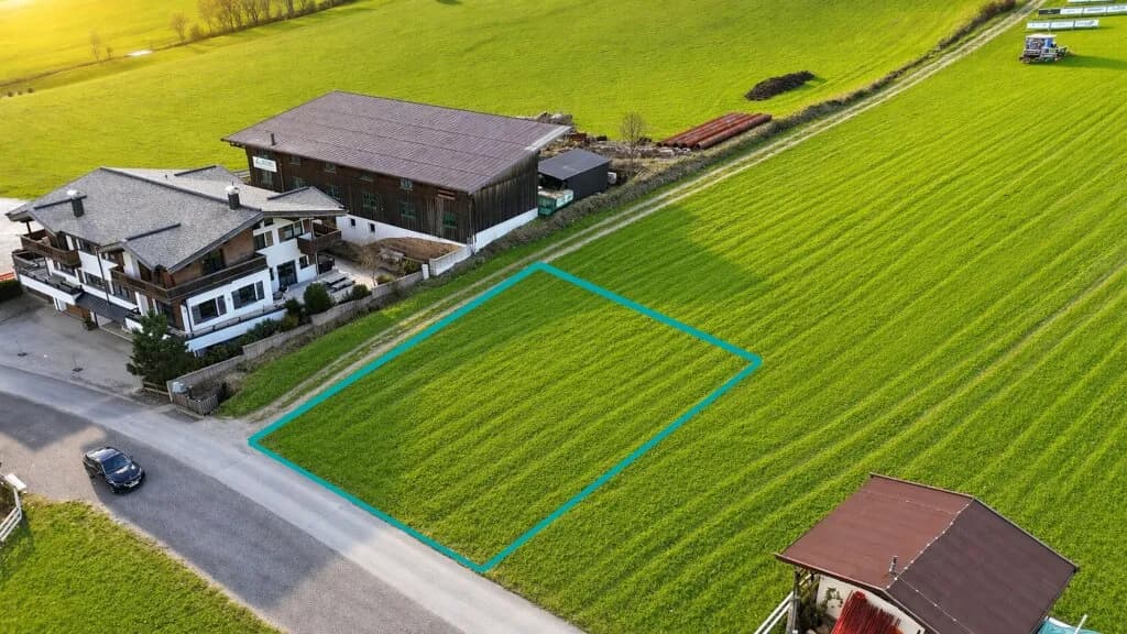 Grundstück kaufen in Kitzbühel – 730 m²
