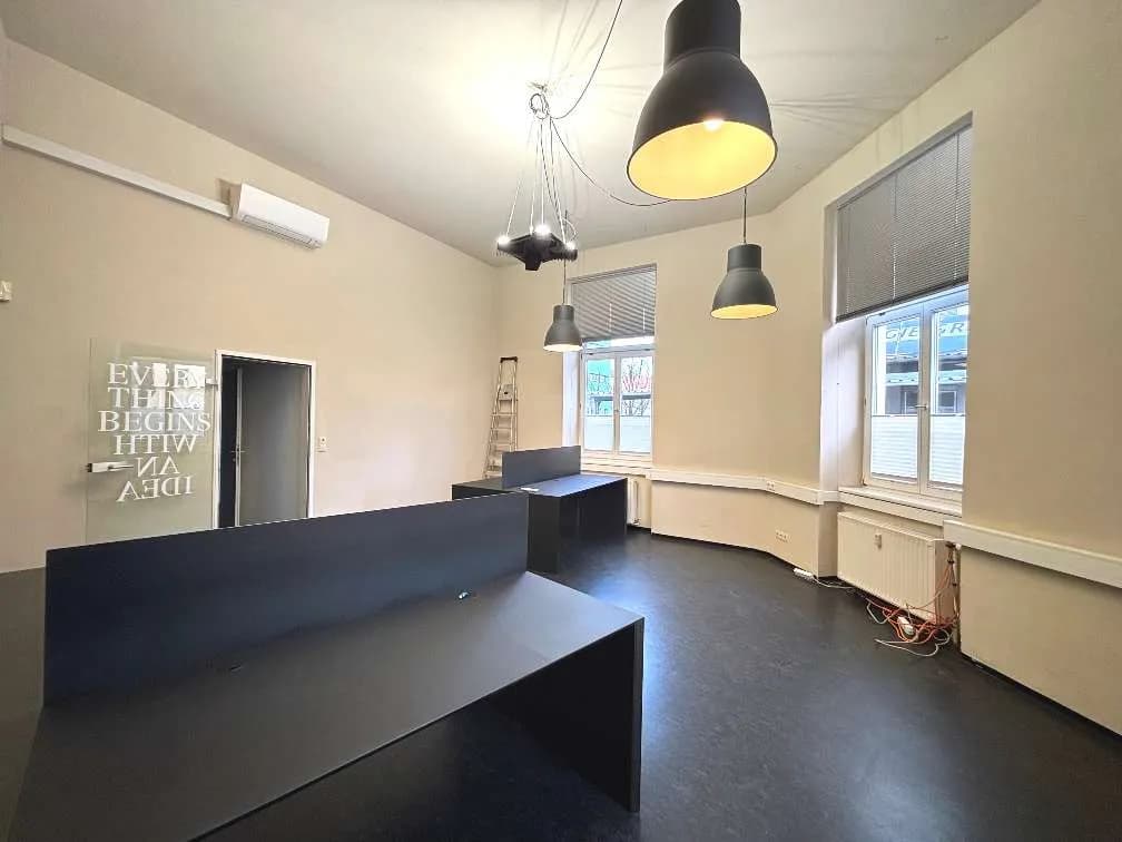 5-Zimmer-Gewerbeimmobilie mieten in Graz – 136 m², € 1.550
