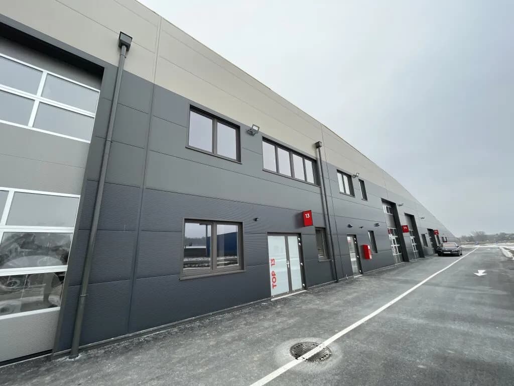 Gewerbeimmobilie mieten in Linz Land – 176 m², € 2.446