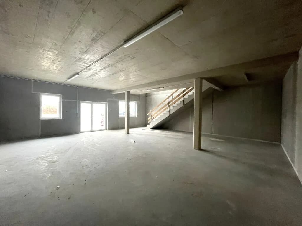 Gewerbeimmobilie mieten in Linz Land – 176 m², € 2.446 – Bild 3 von 23