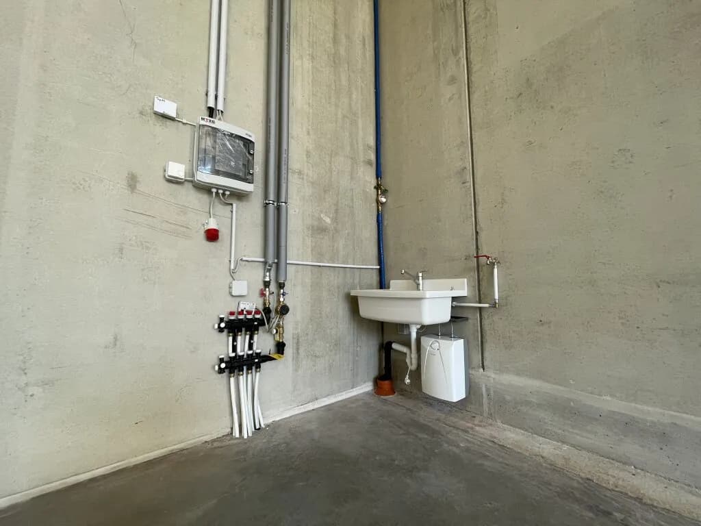 Gewerbeimmobilie mieten in Linz Land – 176 m², € 2.446 – Bild 17 von 23