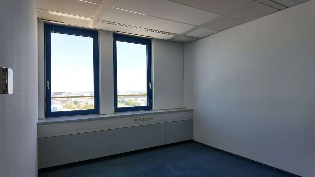 4-Zimmer-Gewerbeimmobilie mieten in Mödling – 109 m², € 1.557 – Bild 25 von 50