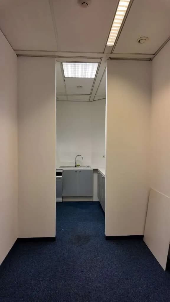 4-Zimmer-Gewerbeimmobilie mieten in Mödling – 109 m², € 1.557 – Bild 43 von 50