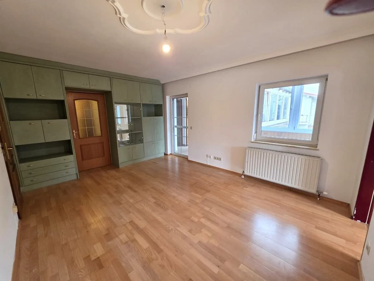 3-Zimmer-Wohnung mieten in Linz – 75 m², € 932 – Bild 2 von 12