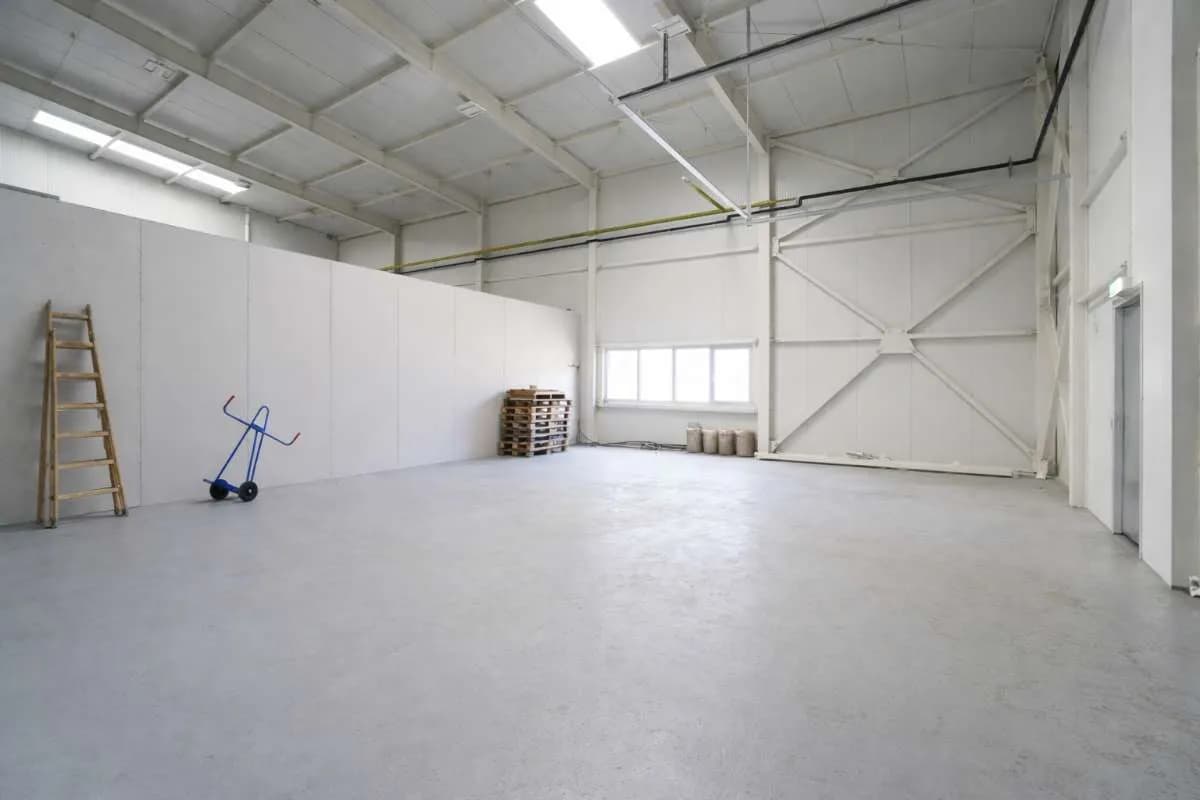 Gewerbeimmobilie mieten in Villach – 135 m², € 1.468