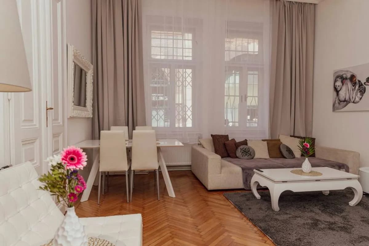 3-Zimmer-Wohnung mieten in Wien – 80 m², € 1.856