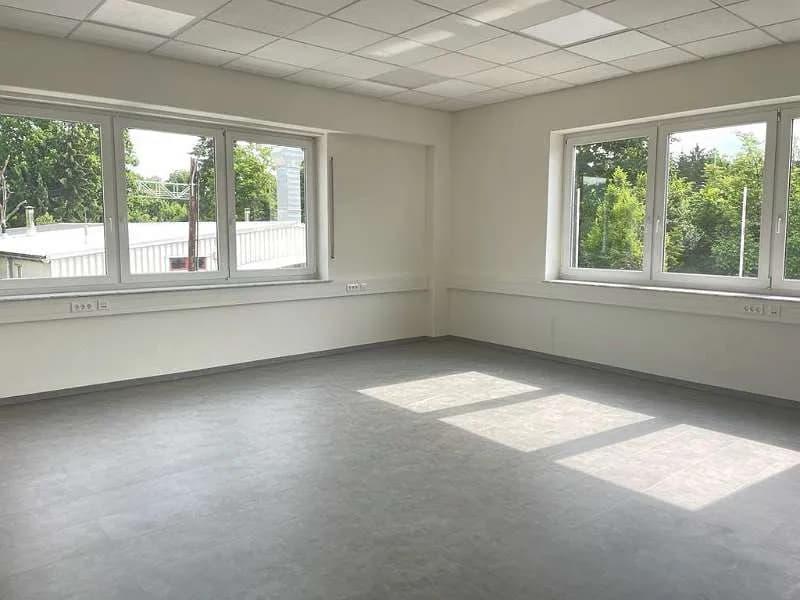 4-Zimmer-Gewerbeimmobilie mieten in Graz – 162 m², € 1.736
