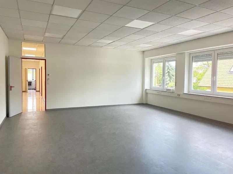 4-Zimmer-Gewerbeimmobilie mieten in Graz – 162 m², € 1.736 – Bild 3 von 7
