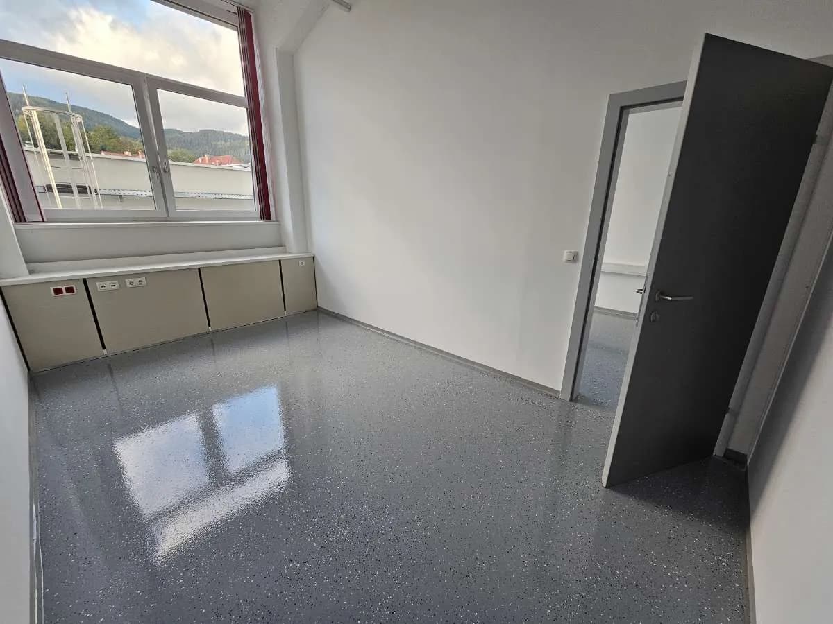 3-Zimmer-Gewerbeimmobilie mieten in Bruck-Mürzzuschlag – 96 m², € 1.021 – Bild 7 von 15