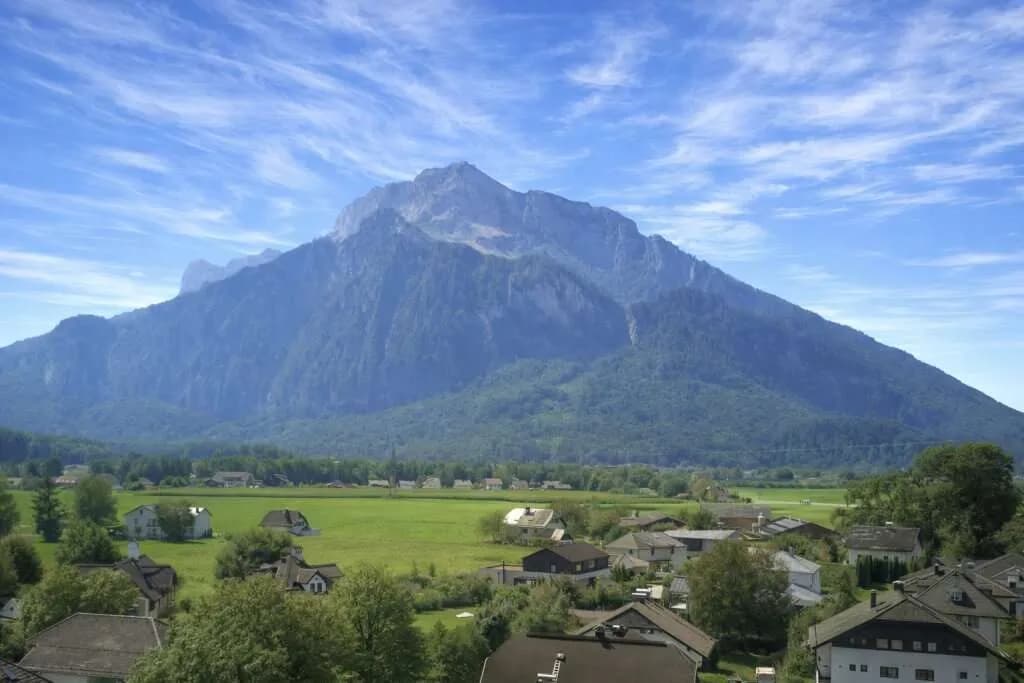 Grundstück kaufen in Salzburg-Umgebung – 1 000 m², € 1.480.000
