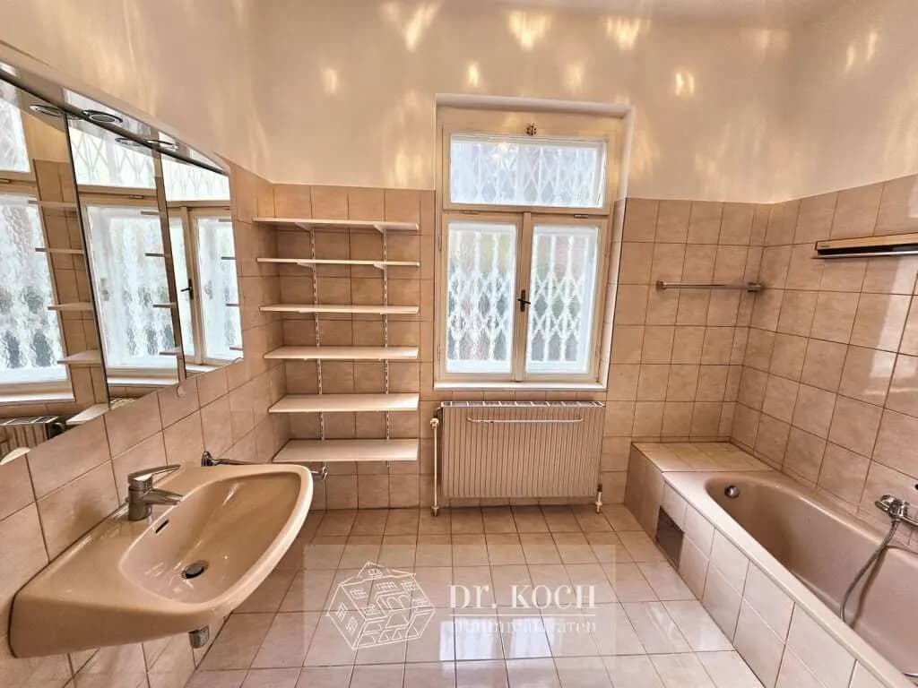 9-Zimmer-Gewerbeimmobilie mieten in Wien – 277 m², € 5.060 – Bild 11 von 22