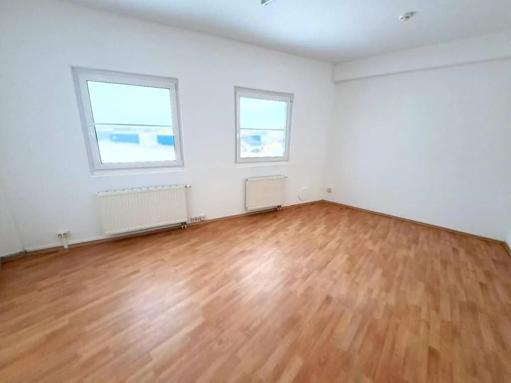 Gewerbeimmobilie mieten in Linz Land – 8 m², € 58 – Bild 4 von 4