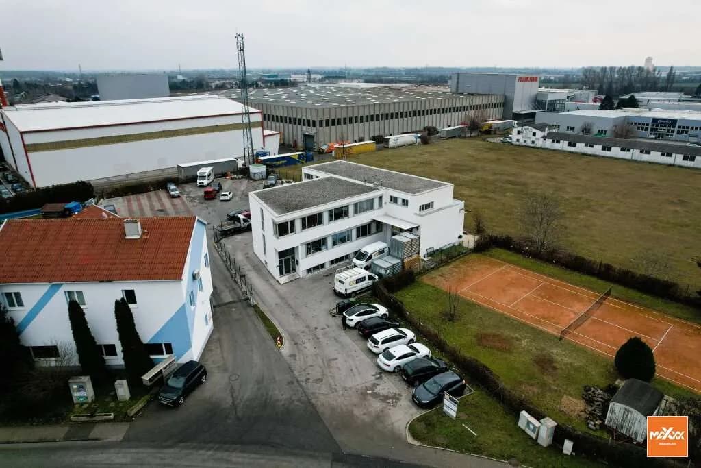 Gewerbeimmobilie kaufen in Mödling – 755 m², € 1.890.000 – Bild 2 von 7