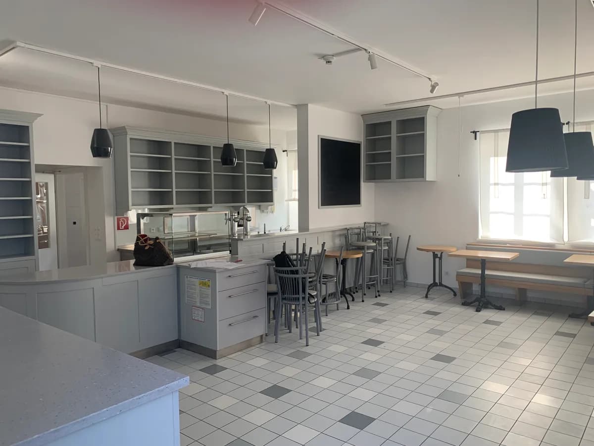 Gewerbeimmobilie mieten in Tulln – 72 m², € 1.425 – Bild 6 von 9