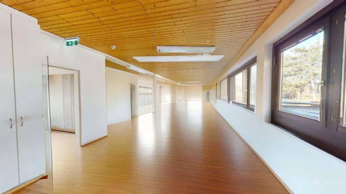 Gewerbeimmobilie mieten in Innsbruck-Land – 216 m², € 1.700