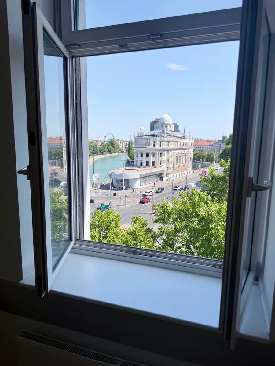 Gewerbeimmobilie mieten in Wien – 245 m², € 7.500