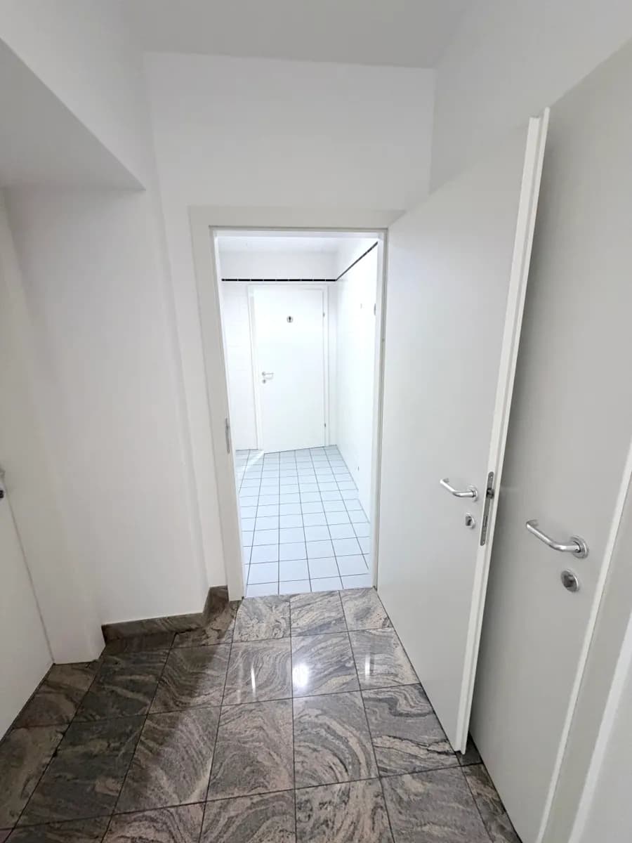 Gewerbeimmobilie mieten in Wien – 245 m², € 7.500 – Bild 12 von 39