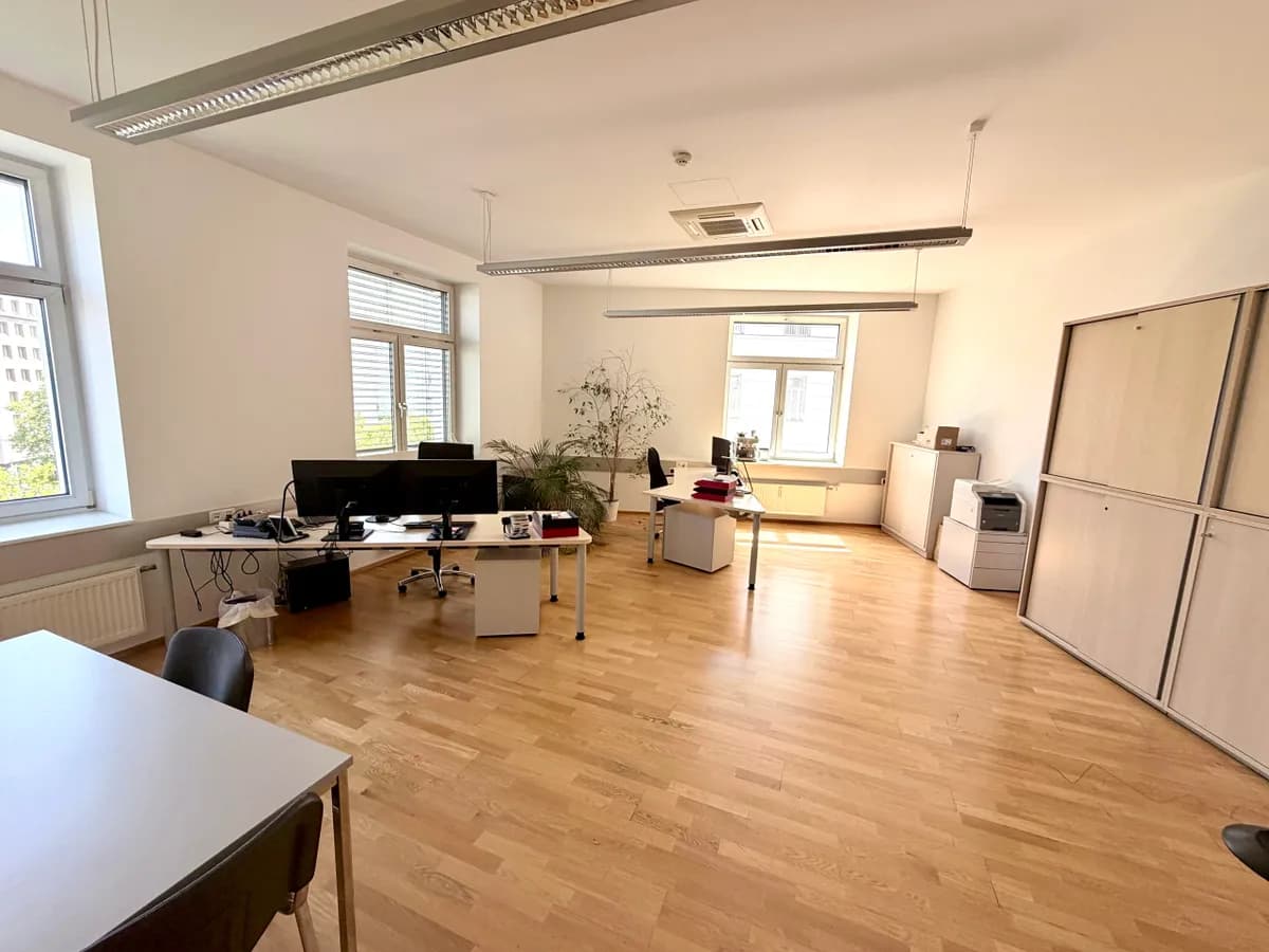 Gewerbeimmobilie mieten in Wien – 245 m², € 7.500 – Bild 20 von 39