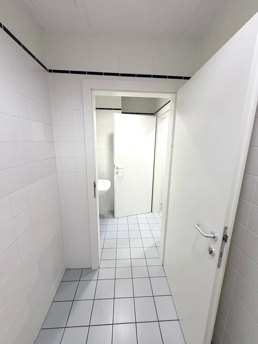 Gewerbeimmobilie mieten in Wien – 245 m², € 7.500 – Bild 23 von 39