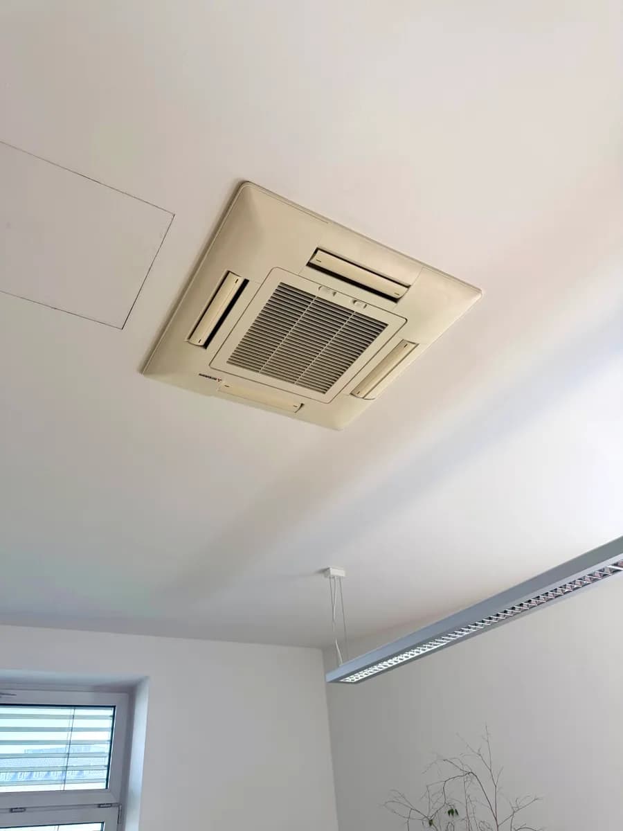 Gewerbeimmobilie mieten in Wien – 245 m², € 7.500 – Bild 35 von 39