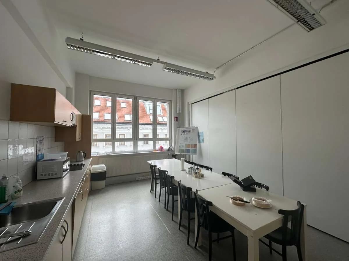 Gewerbeimmobilie mieten in Wien – 638 m², € 15 – Bild 8 von 17