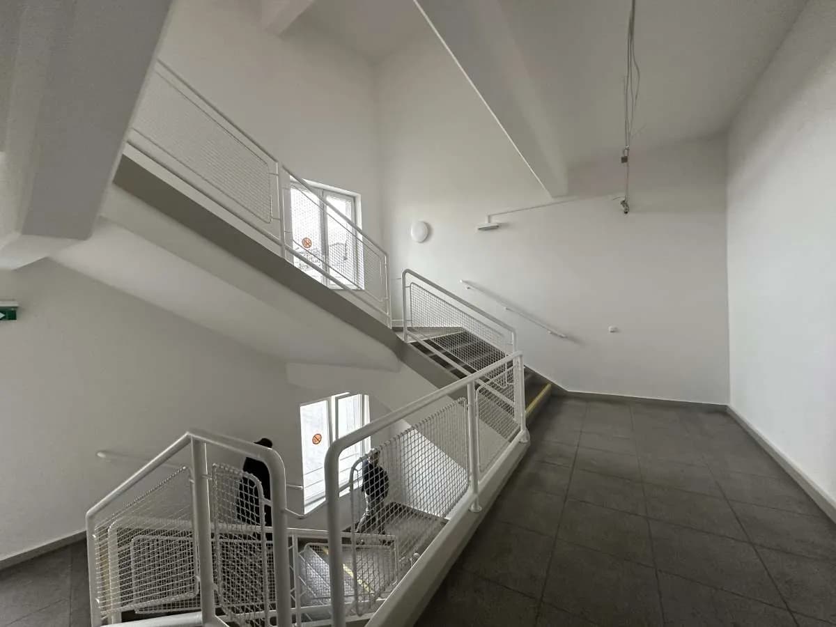 Gewerbeimmobilie mieten in Wien – 638 m², € 15 – Bild 14 von 17