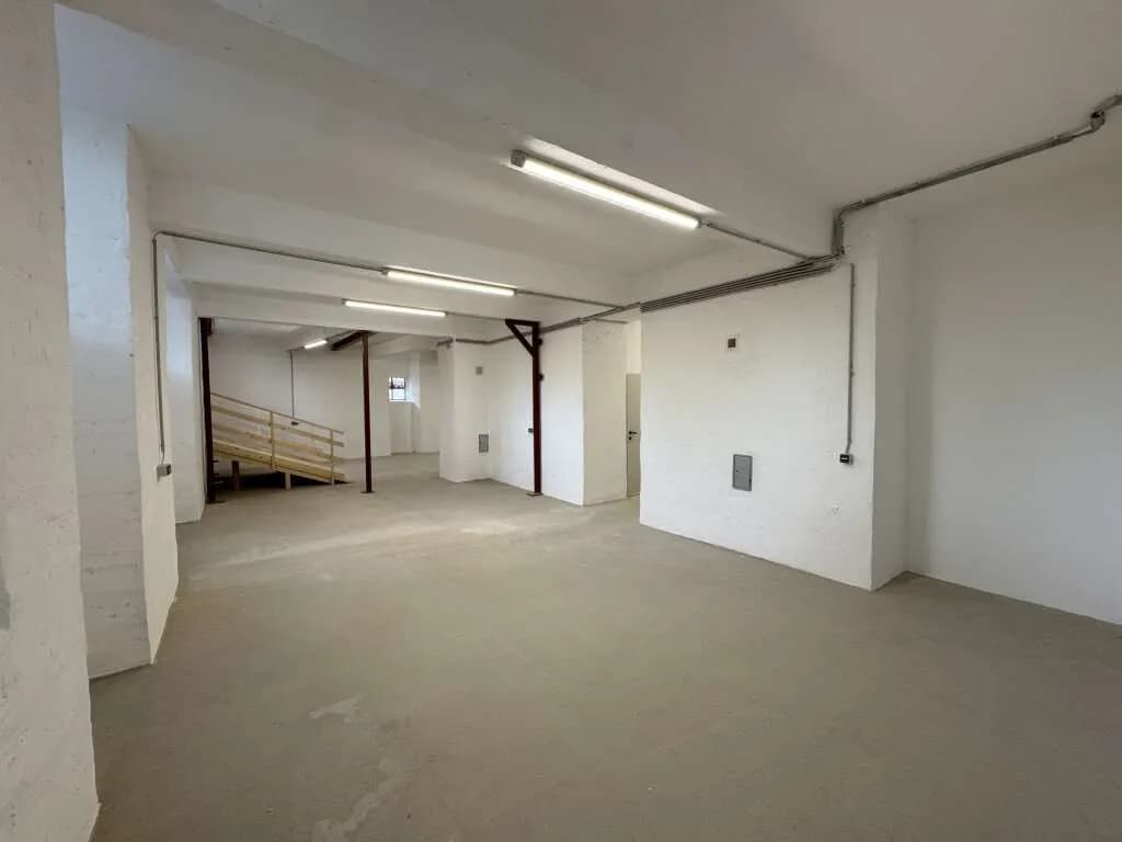 2-Zimmer-Gewerbeimmobilie mieten in Wien – 121 m², € 1.328 – Bild 5 von 12