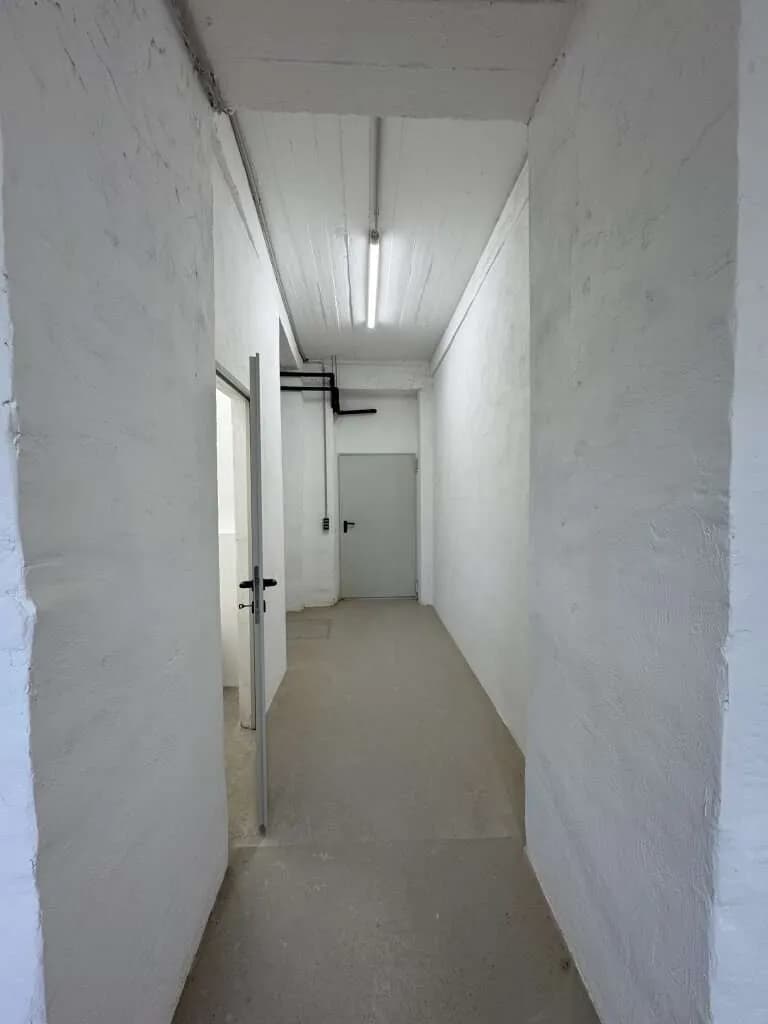 2-Zimmer-Gewerbeimmobilie mieten in Wien – 121 m², € 1.328 – Bild 8 von 12
