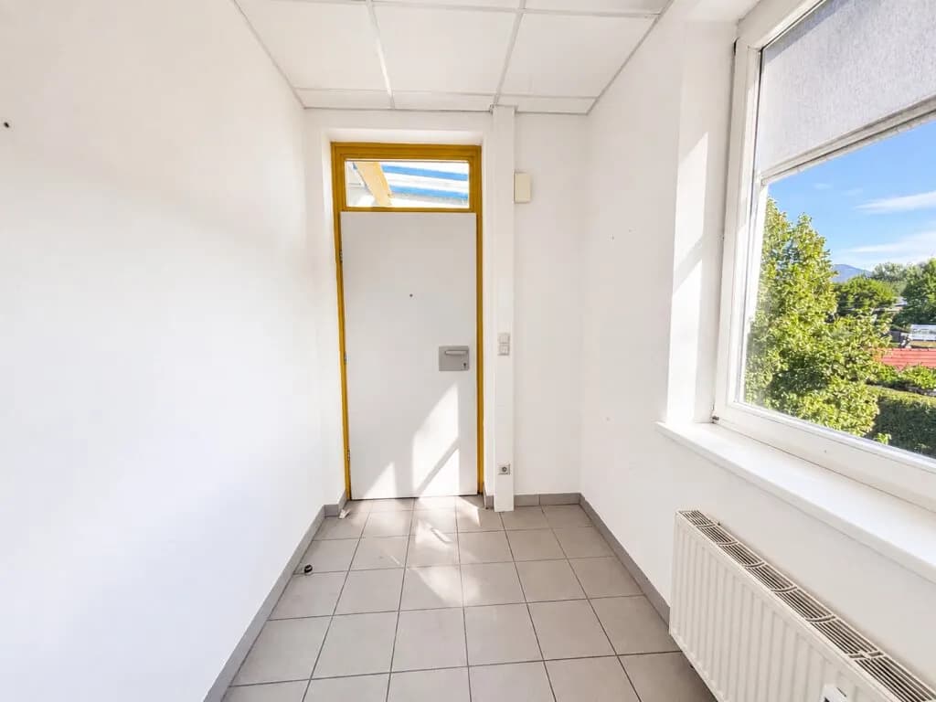 Gewerbeimmobilie mieten in Graz – 37 m², € 448 – Bild 4 von 8
