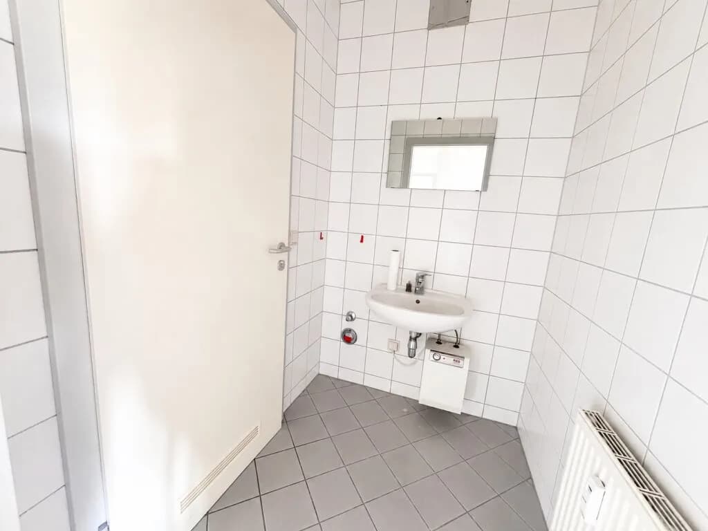 Gewerbeimmobilie mieten in Graz – 37 m², € 448 – Bild 8 von 8