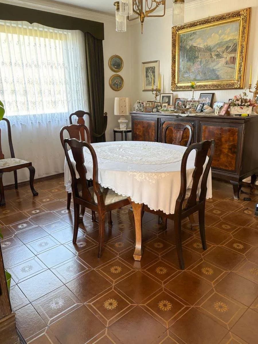 6-Zimmer-Haus kaufen in Baden – 140 m², € 400.000 – Bild 3 von 11