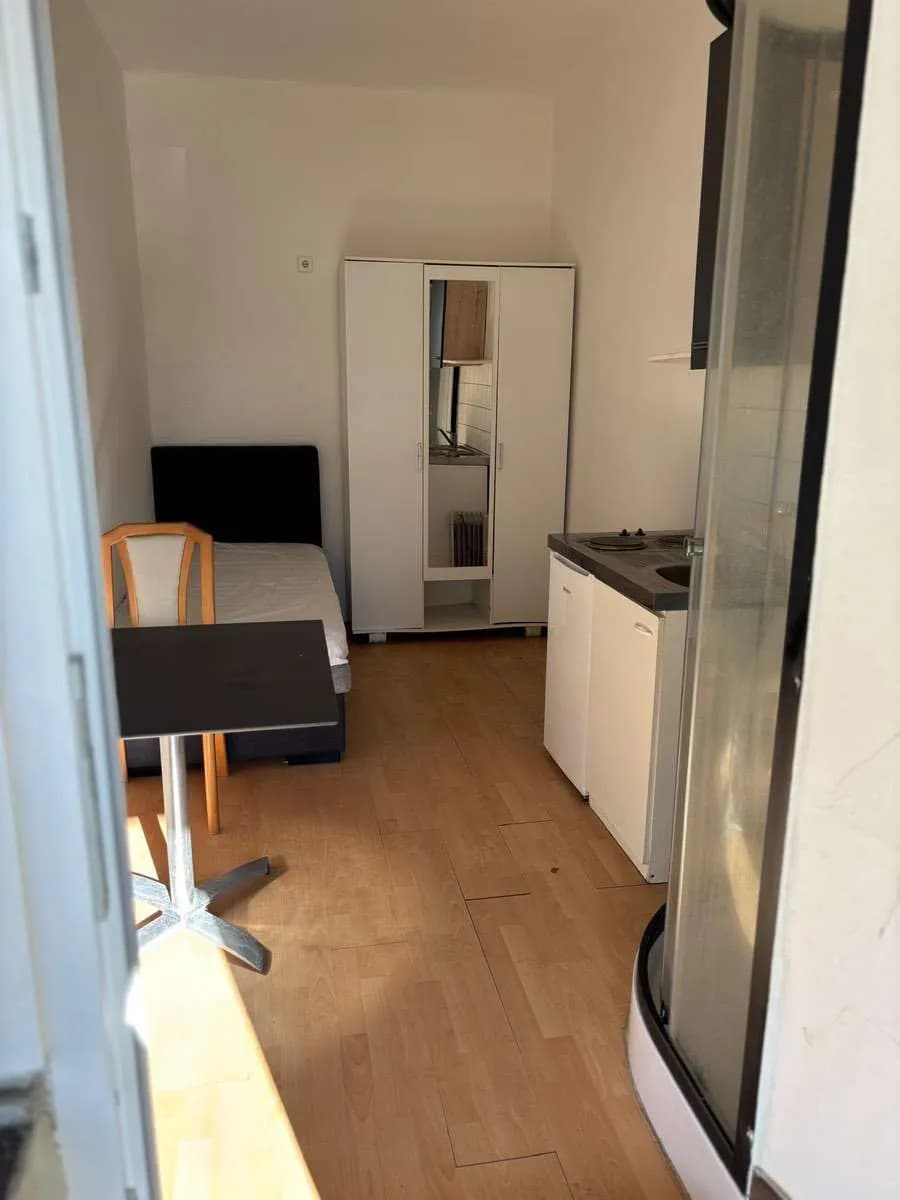 Wohnung mieten in Wels – 15 m², € 350 – Bild 3 von 4