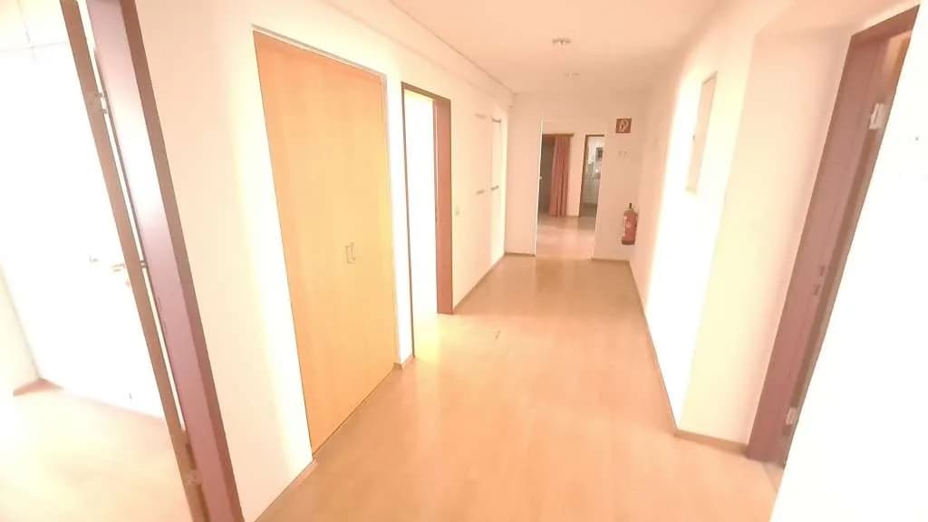 7-Zimmer-Gewerbeimmobilie mieten in Villach – 174 m², € 1.716 – Bild 6 von 14
