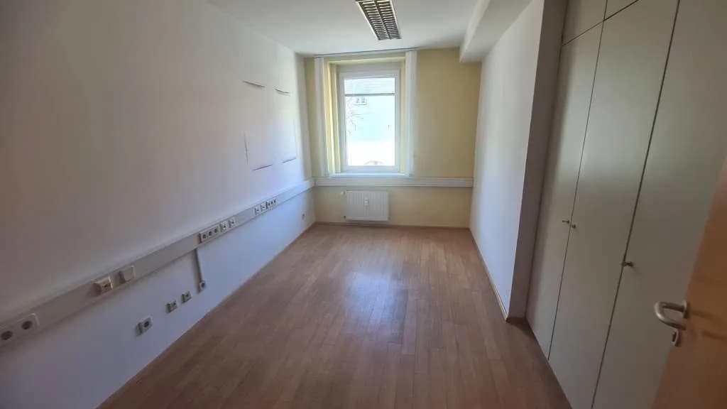 7-Zimmer-Gewerbeimmobilie mieten in Villach – 174 m², € 1.716 – Bild 8 von 14
