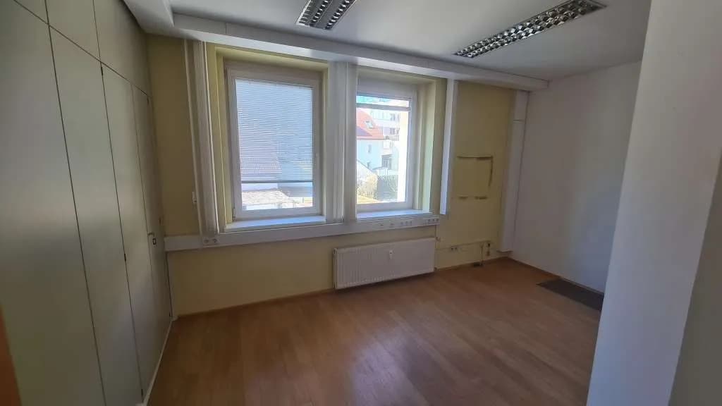 7-Zimmer-Gewerbeimmobilie mieten in Villach – 174 m², € 1.716 – Bild 11 von 14